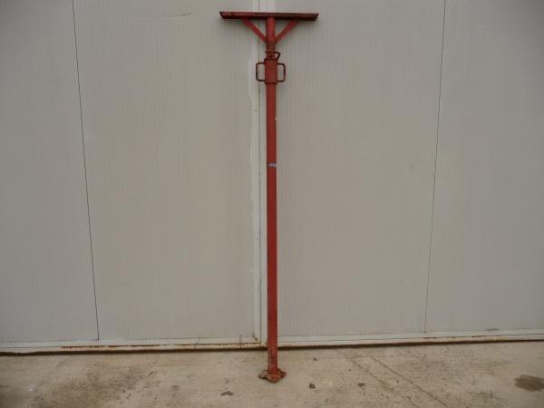 Vendesi puntelli a croce