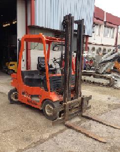 Vendesi carrello elevatore Lugli