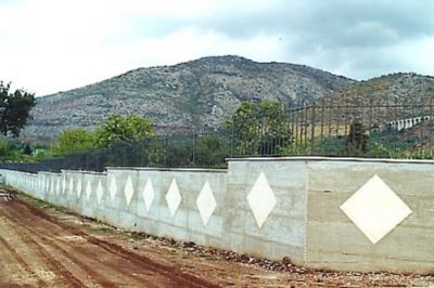 ARREDO E INFISSI SU MISURA - RECINZIONI E CANCELLI