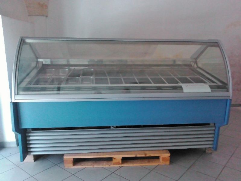 Vetrina gelati 24 gusti FB DE RANIERI superventilata