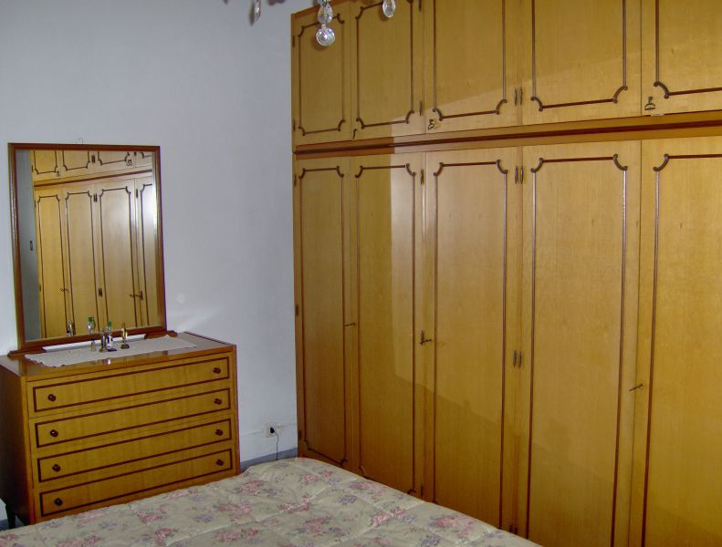 Vendo camera da letto matrimoniale