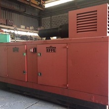 Vendesi gruppi elettrogeni Genset