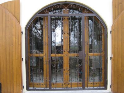 ARREDO E INFISSI SU MISURA - INFERRIATE E CANCELLI DI SICUREZZA