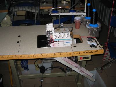 MACCHINE DA CUCIRE INDUSTRIALI