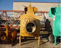 Vendesi betoniera autocaricante Imer