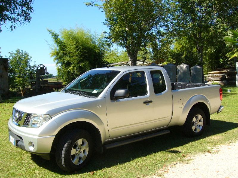 Nissan pickup