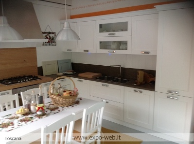 TOSCANA - Svendita Cucina Mod. ASOLO in legno massello