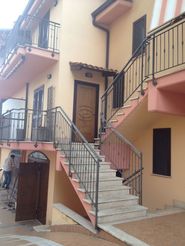 Villetta a schiera,via leoncavallo, 00013-MENTANA RM