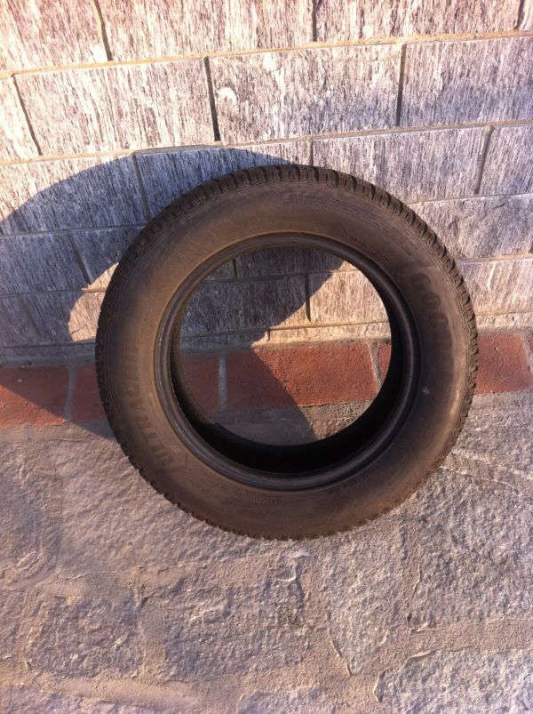 Gomme Antineve 215/60 R 16             