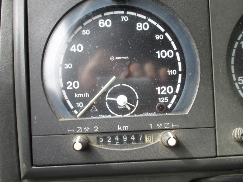 Autocarro Iveco con gru Bonfiglioli e ribaltabile 