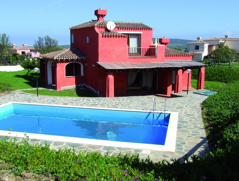 Splendida villa con piscina a Stintino