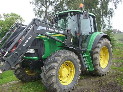 John Deere 6920