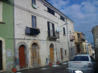 CASA CON INGRESSO INDIPENDENTE