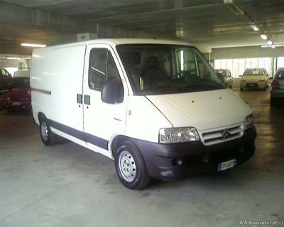 SGOMBERI  CANTINE/SOLAI/APPARTAMENTI e PICCOLI TRASLOCHII MONZA