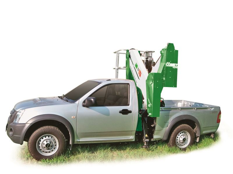 Piattaforma aerea 12 metri su pick up 