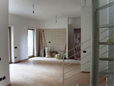 SuCasa - appartamento nuovo e ben rifinito su due livelli