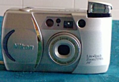 Macchina a pellicola NIKON