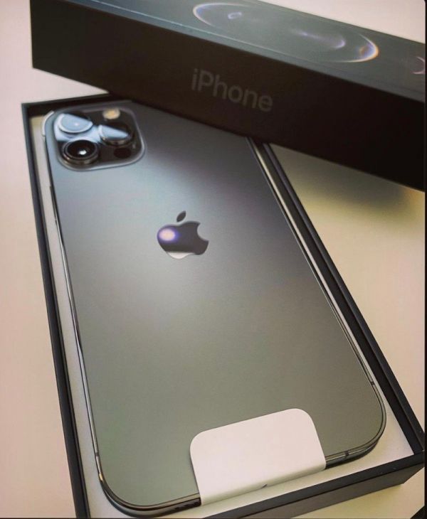 Apple iPhone 12 Pro = �500 EUR, iPhone 12 Pro Max = �550EUR Whatsapp: +27640608327, iPhone 12 = �430