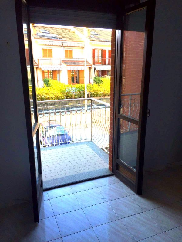 Affitto appartamenti  liberi ed uno ammobiliato diverse metrature.