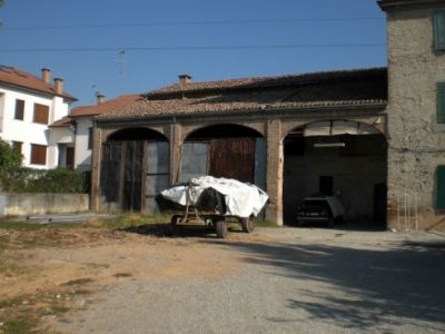 RUSTICO INDIPENDENTE IDEALE PER IMPRESE A PONTETARO