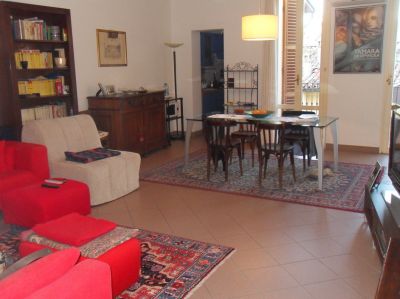 Affittasi appartamento con 2 camere 