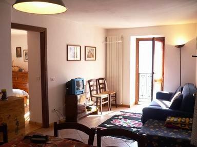 Vendo bilocale arredato Vione loc. Can�