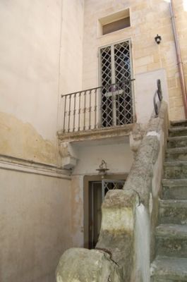 vicino accademia belle arti lecce