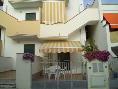  PESCOLUSE - MARINA di SALVE -(LE) - SALENTO/PUGLIA- BANDIERA BLU 2011 