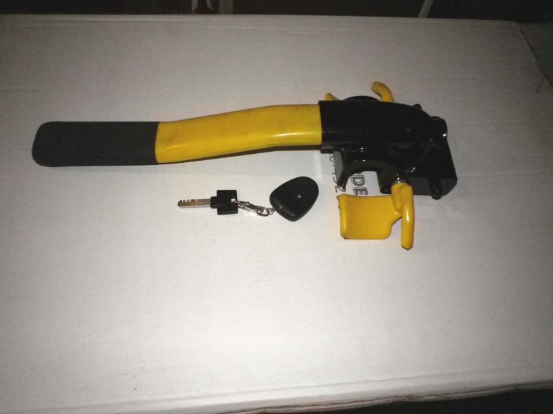 Staffa blocca volante