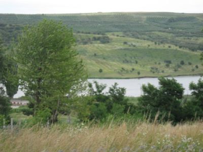 FALTICENI (ROMANIA) STUPENDO LOTTO EDIFICABILE SUI MERAVIGLIOSI LAGHI