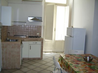 CENTRO STORICO di Napoli, VIA TRIBUNALI (ad. POLICLINICO-UNIVERSITA'