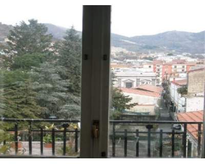 Vendesi appartamento a Cava de' Tirreni