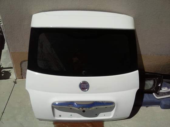 Portellone posteriore con spoiler fiat 500 anno 2009