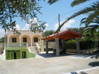 VILLA SALENTO PER VIVERE LA TUA VACANZA TRA MARE SOLE E NATURA