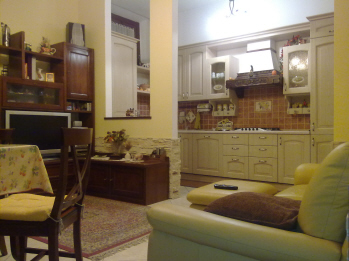 PORZIONE DI CASA DI 3 LOCALI