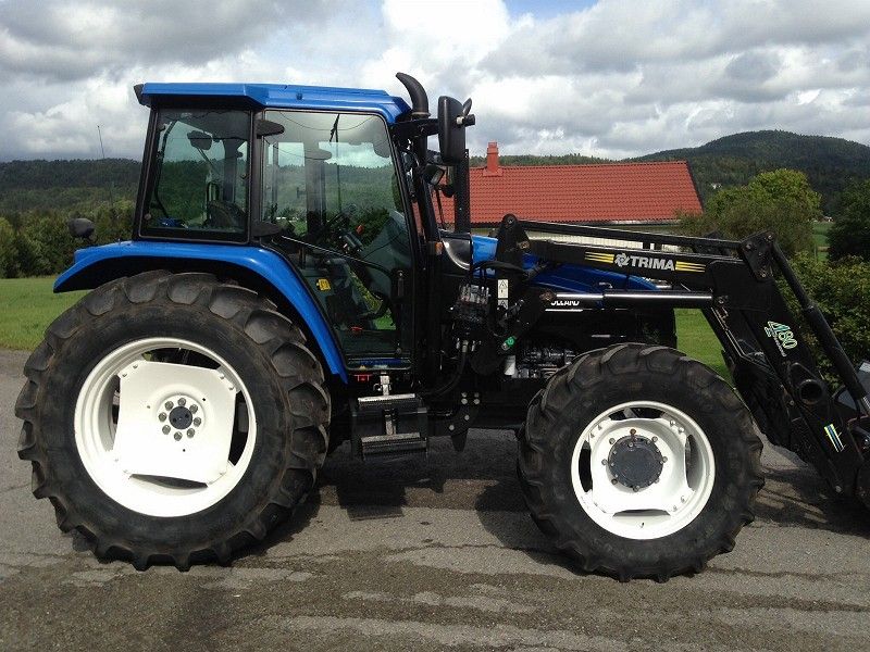 New Holland TS115