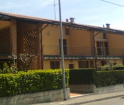 DUE LOCALI CON TERRAZZO !!!