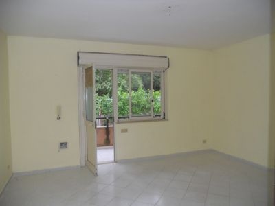 PARTANNA MONDELLO  APPARTAMENTO DUE VANI E MEZZO PIANO RIALZATO