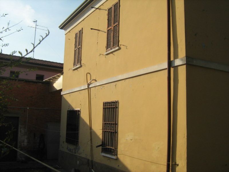 Casa indipendente da ristrutturare