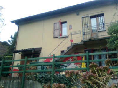 CASTELMARTE :  CASA INDIPENDENTE 