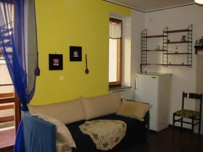 APPARTAMENTO MONOLOCALE A FABROSA SOPRANA VIC:ZE PISTE