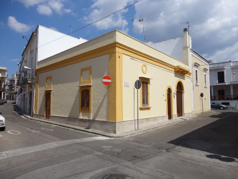 Casa a 10 km da Gallipoli e dal mare - Leggi i prezzi..