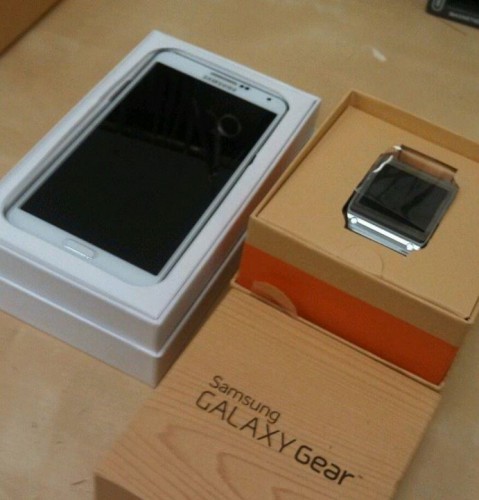 Ramadan offer :apple iphone 5s 64gb gold / samsung galaxy s5 chat : whatapps :+2348179724428