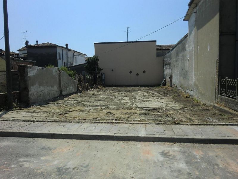 Bel terreno edificabile in centro a Lagosanto (Fe)