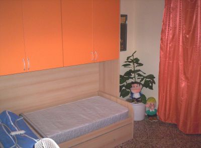 AMMOBILIATI APPARTAMENTI IN VILLA BIVANI ED ACC.