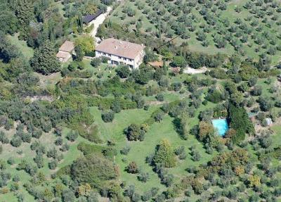 Colline fiorentine appartamento indipendente con piscina