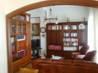 MONREALE QUADRIVANI PIANO RIALZATO 120MQ SPAZIO ESTERNO TERRAZZATO