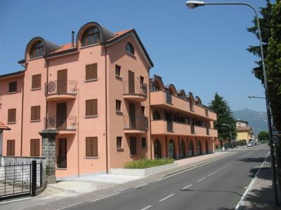 Vendesi Negozio Commerciale