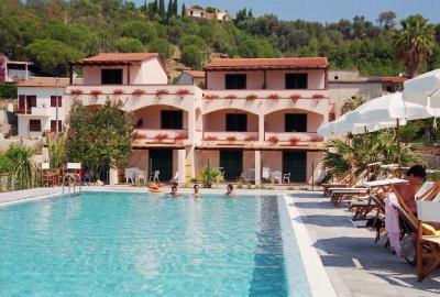 ISOLA D�ELBA affittasi a Marina di Campo 