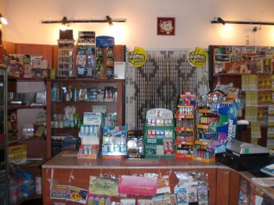 Tabaccheria, edicola, profumeria, articoli da regalo vic.ze Piacenza